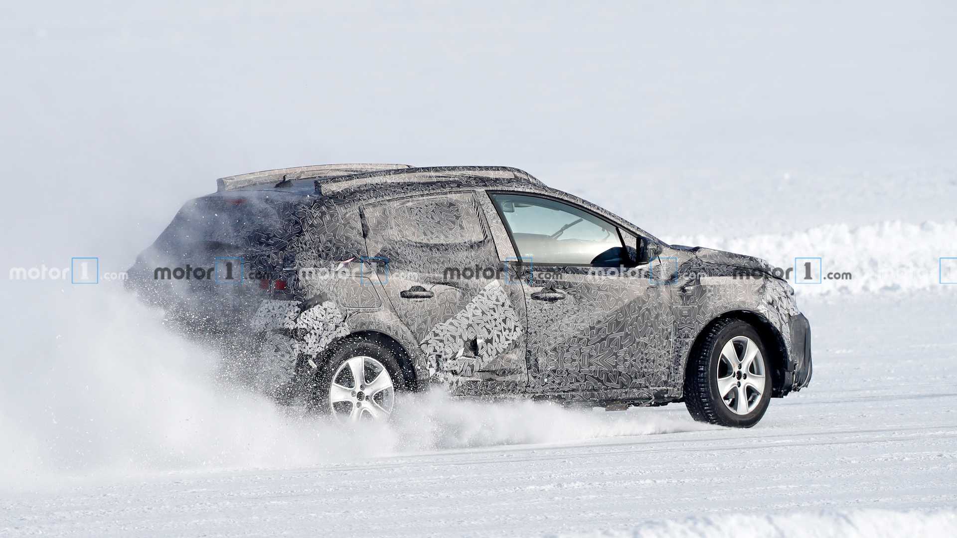 Dacia Sandero Stepway And Logan Spied Dancing In The Snow