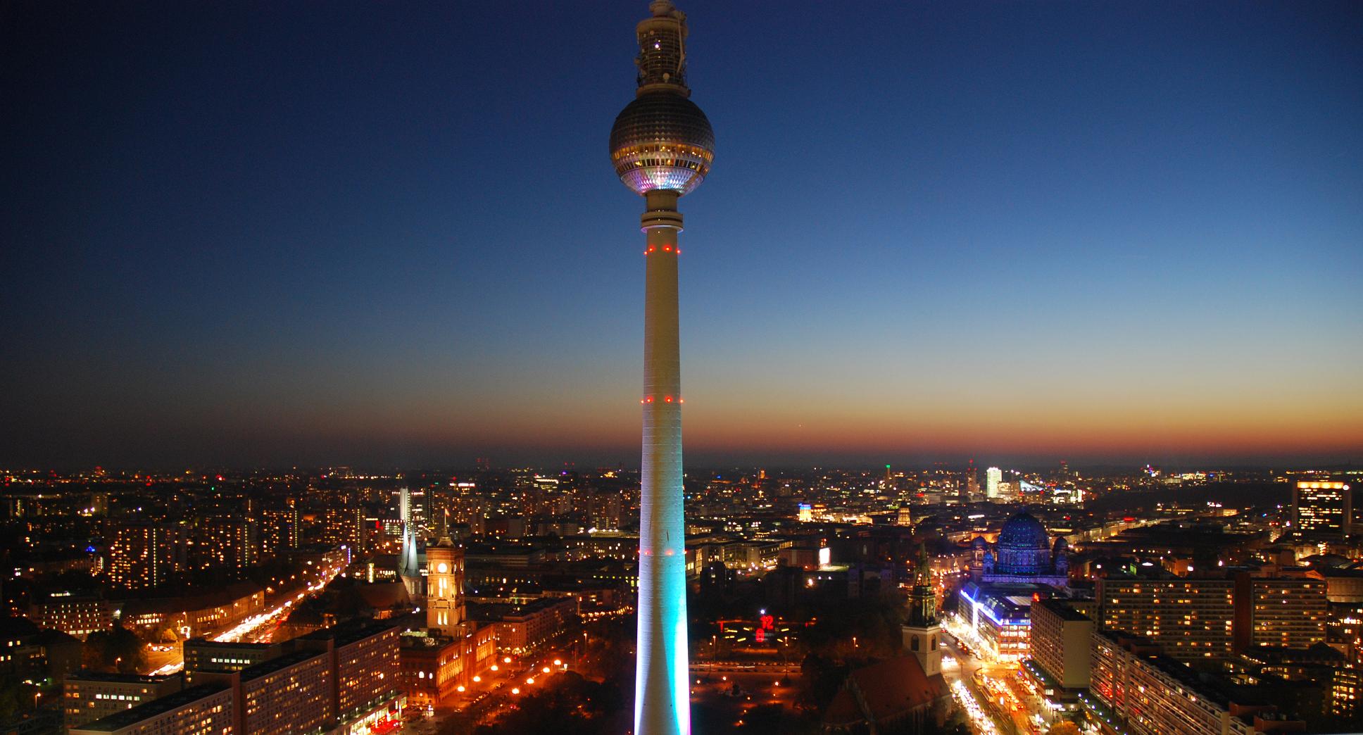 Berlin Wallpaper Background Live HD Hq Pictures