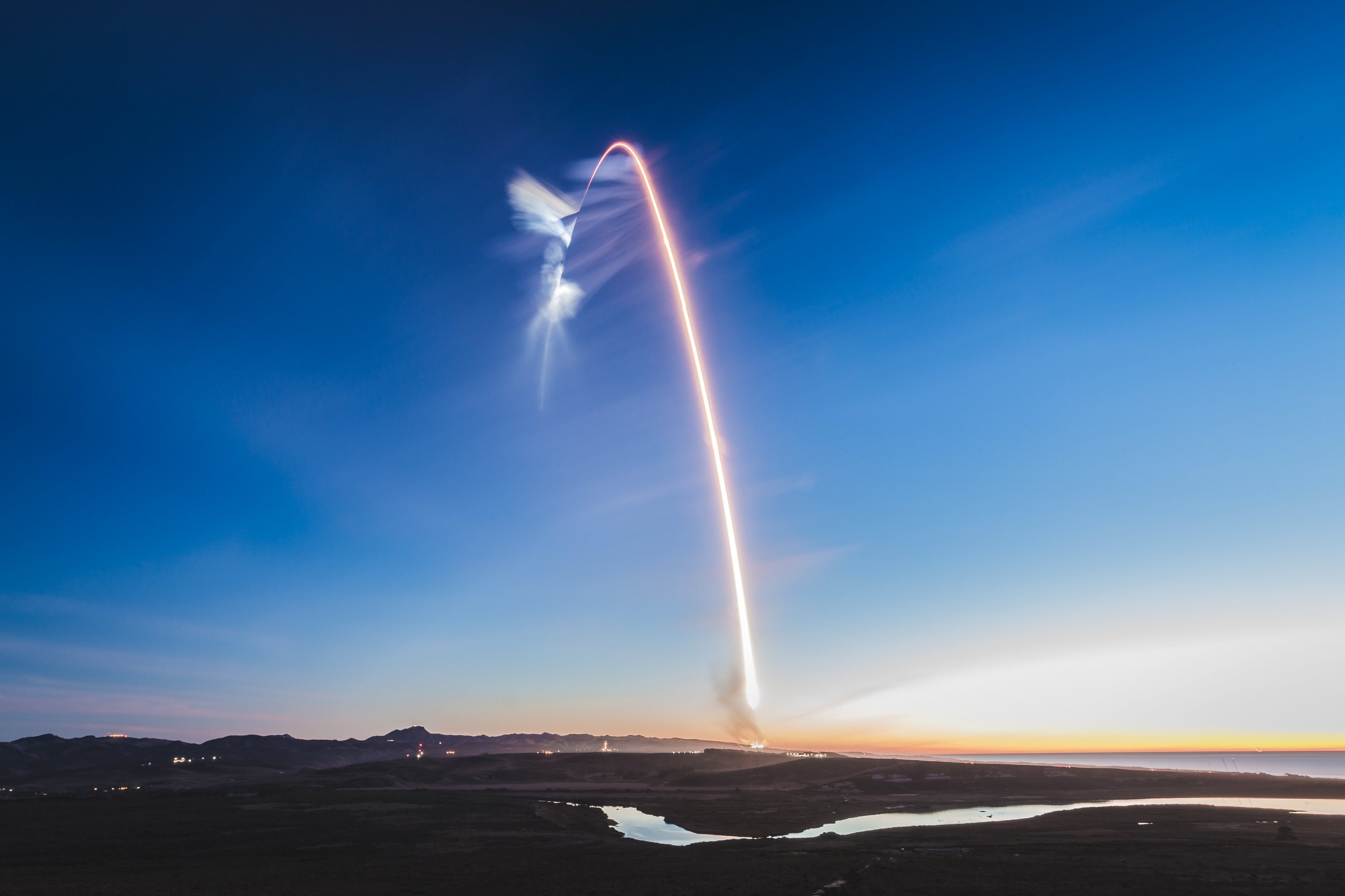Spacex Fans Here Are Hi Res Wallpaper For Your Phone Or Pc