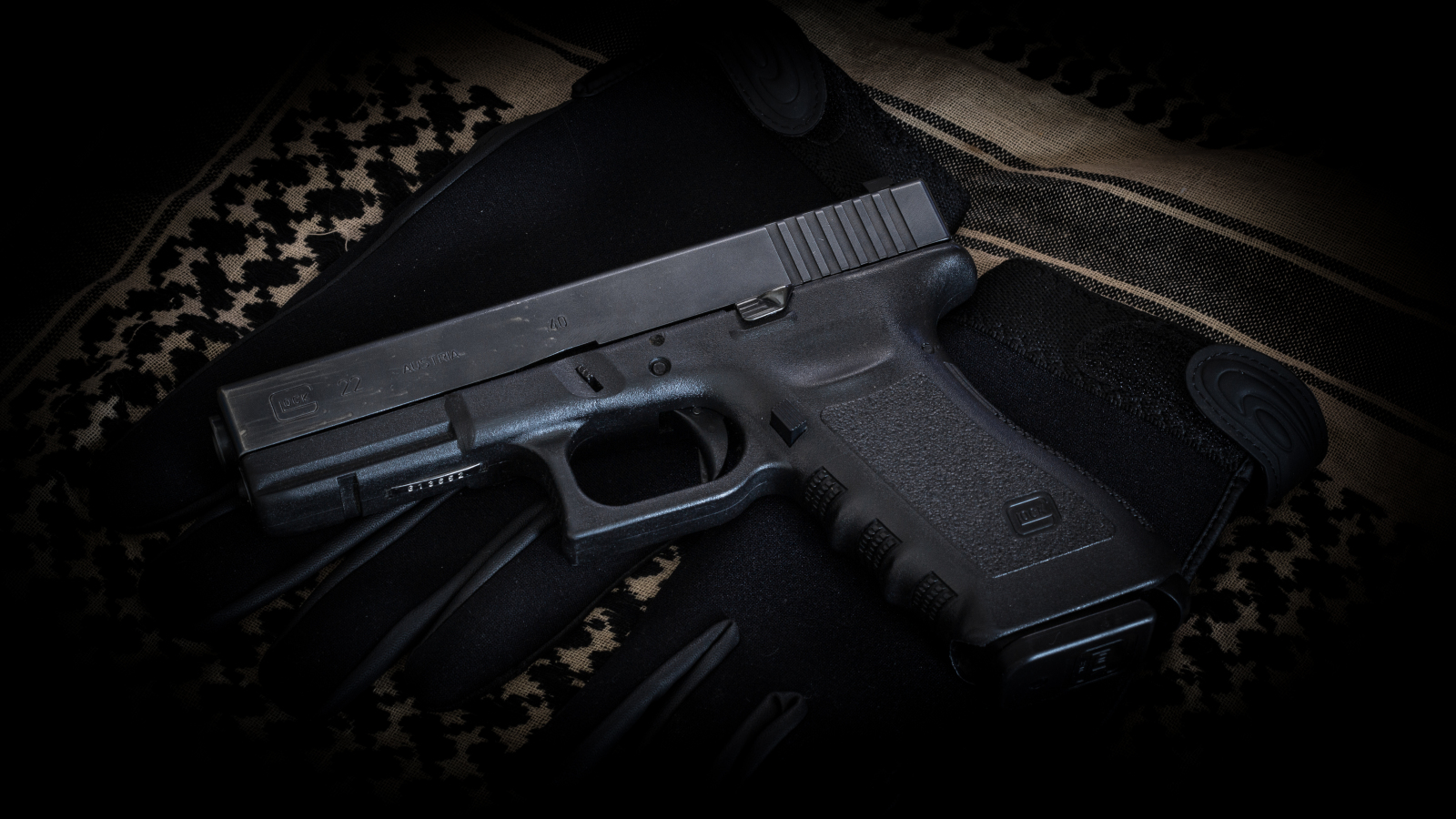 Glock Wallpaper Submited Image