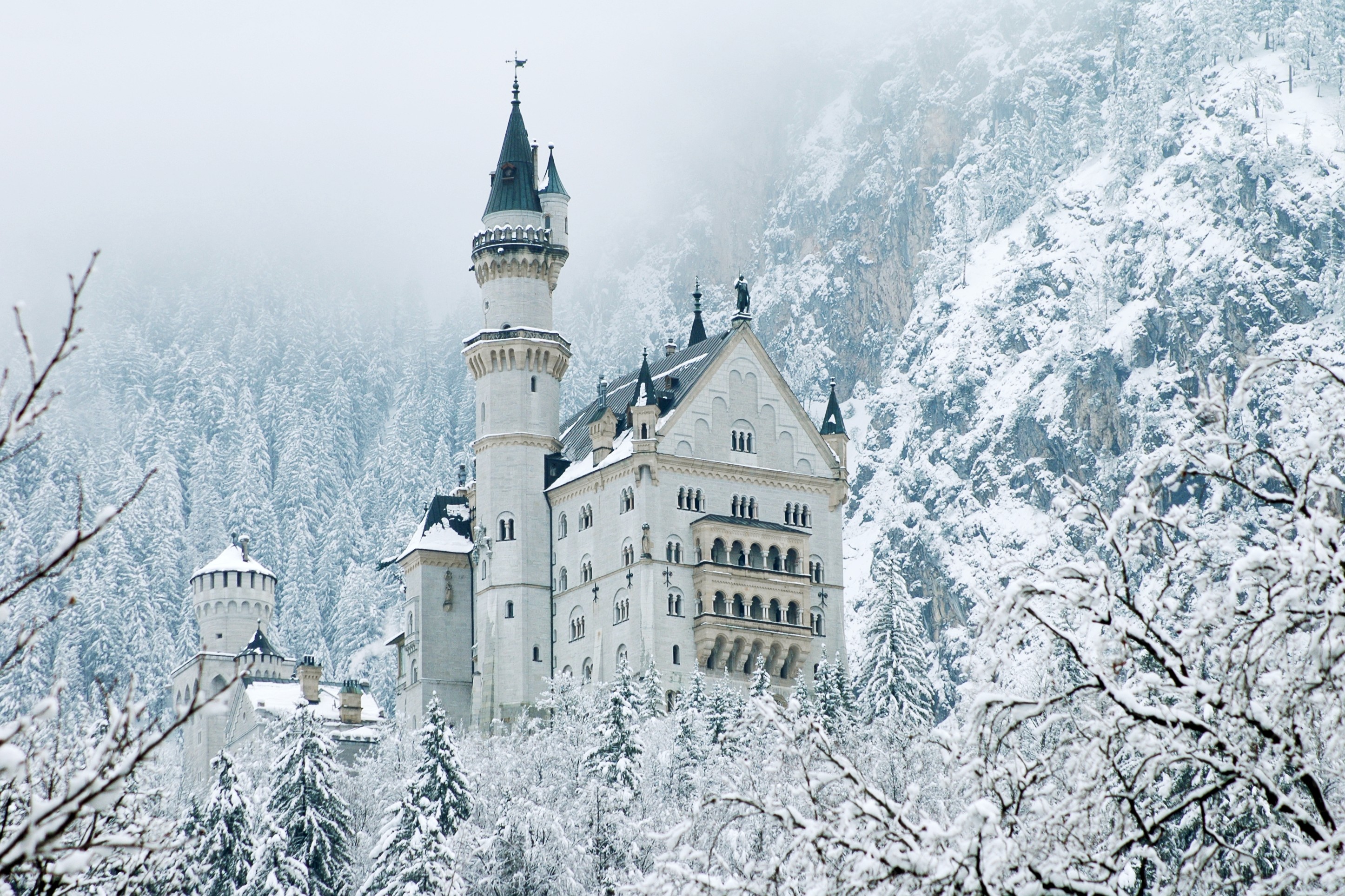 Man Made Neuschwanstein Castle Wallpaper