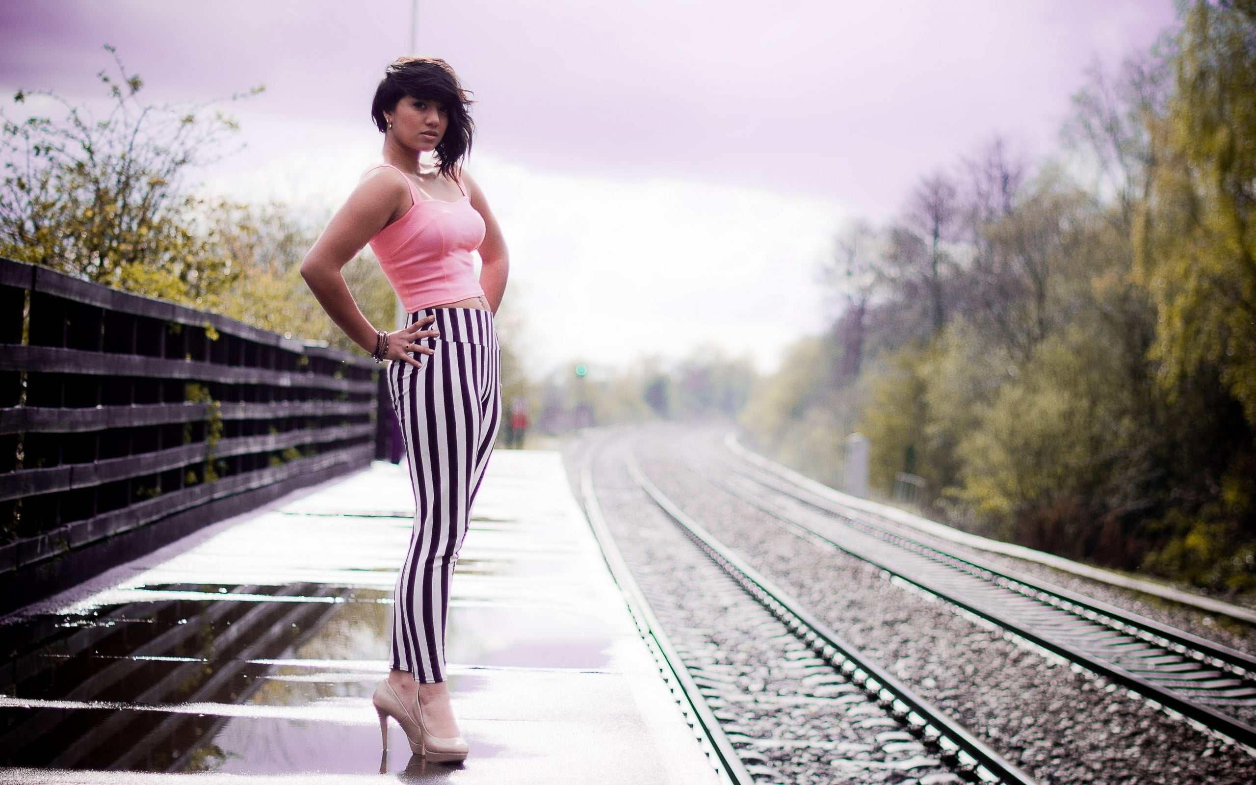 Railroad Girl Stylish Suspense HD Wallpaper