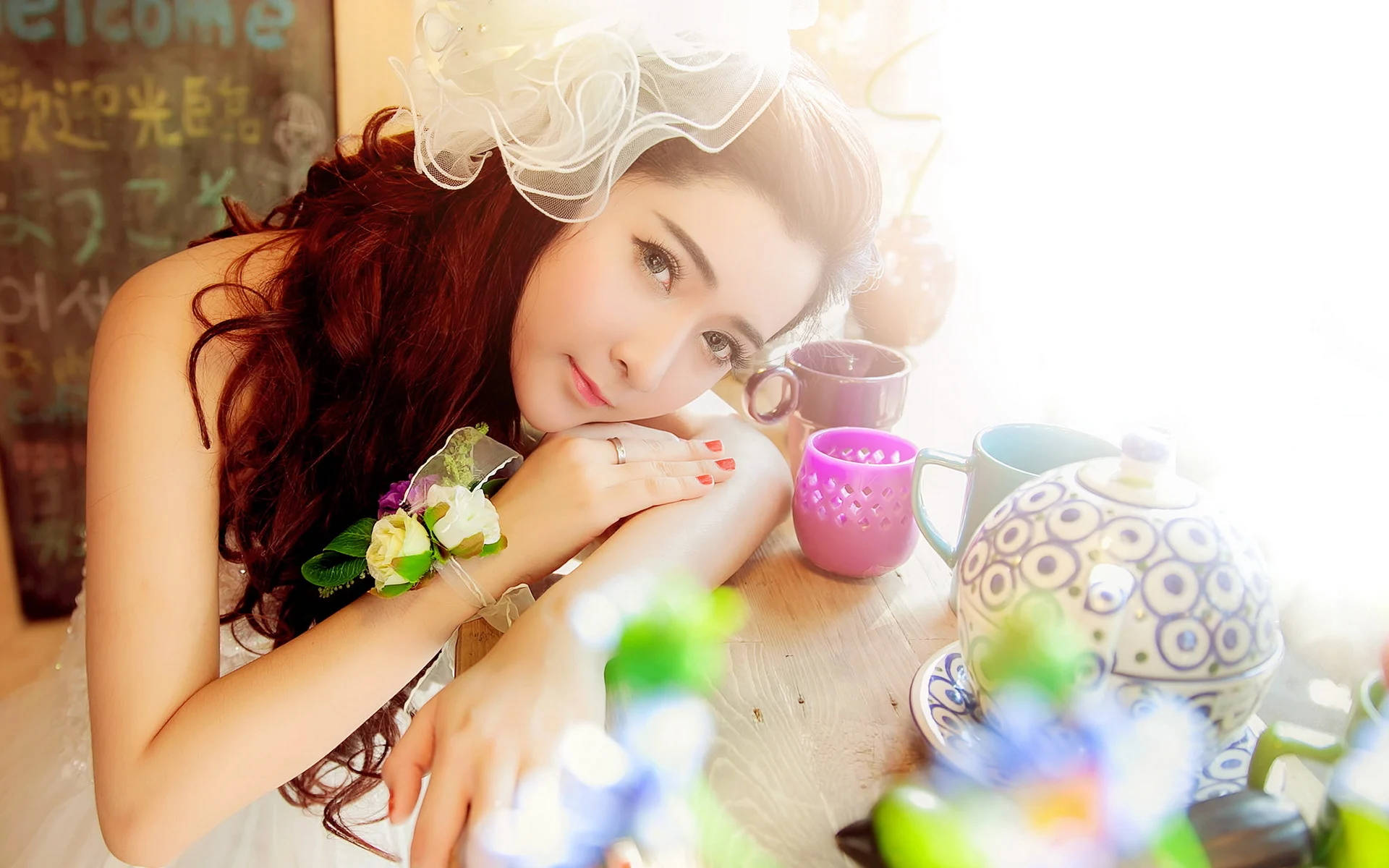 Asian Women Wallpaper