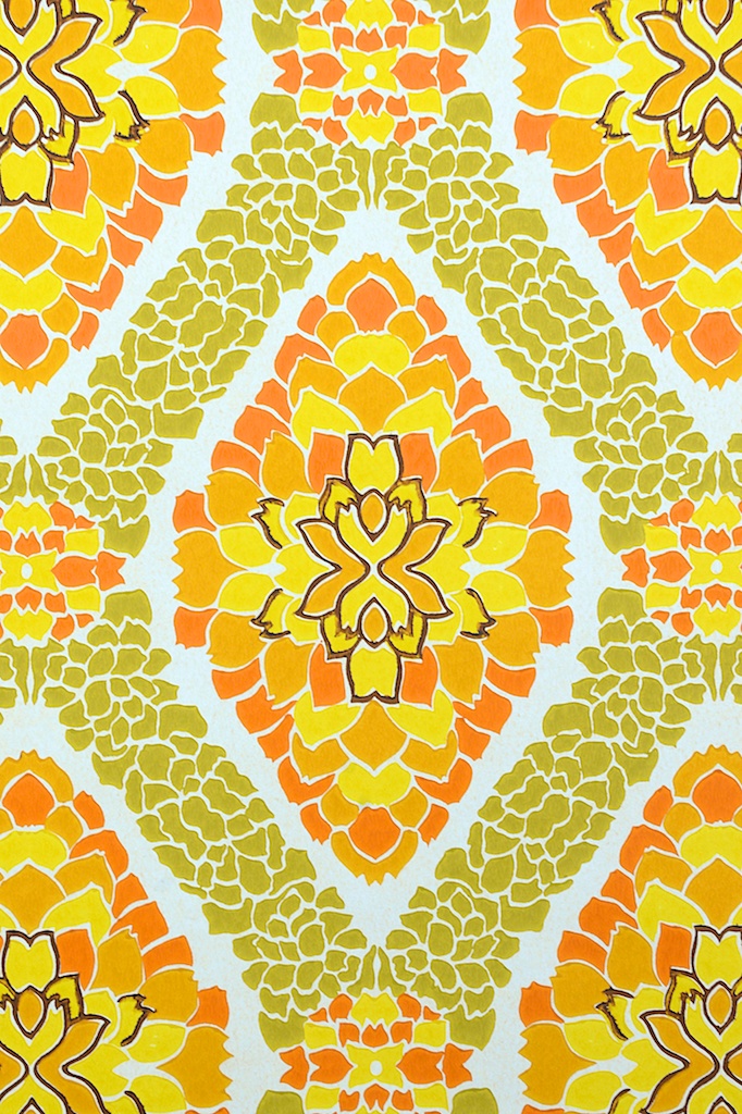 Vintage Orange Geometric Wallpaper 682x1024