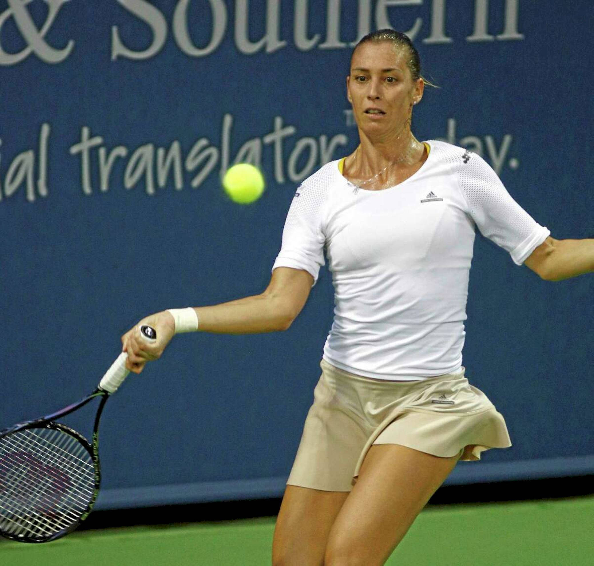 Flavia Pennetta Receiving Ball Wallpaper