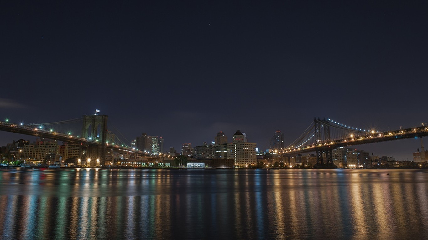 Download Brooklyn bridge and Manhattan bridge wallpaper