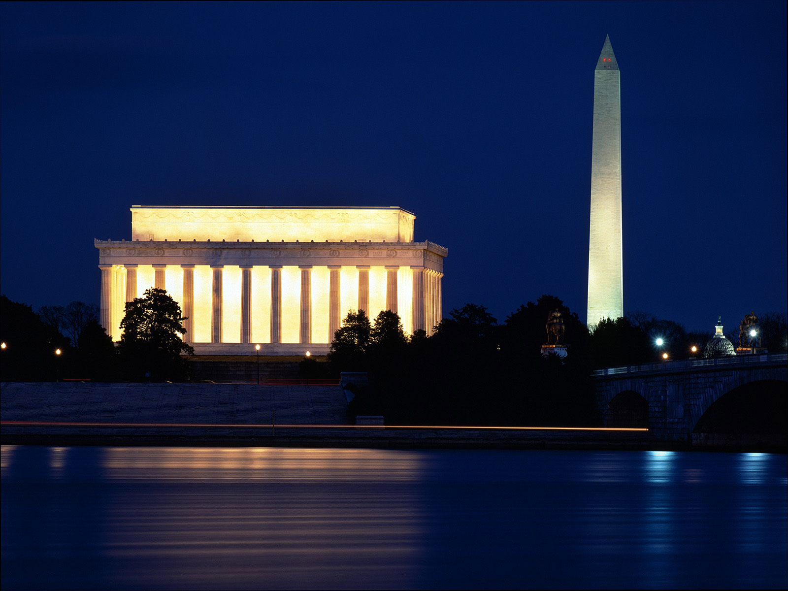 Lincoln Memorial Famous Buildings And Landmarks Wallpaper Image