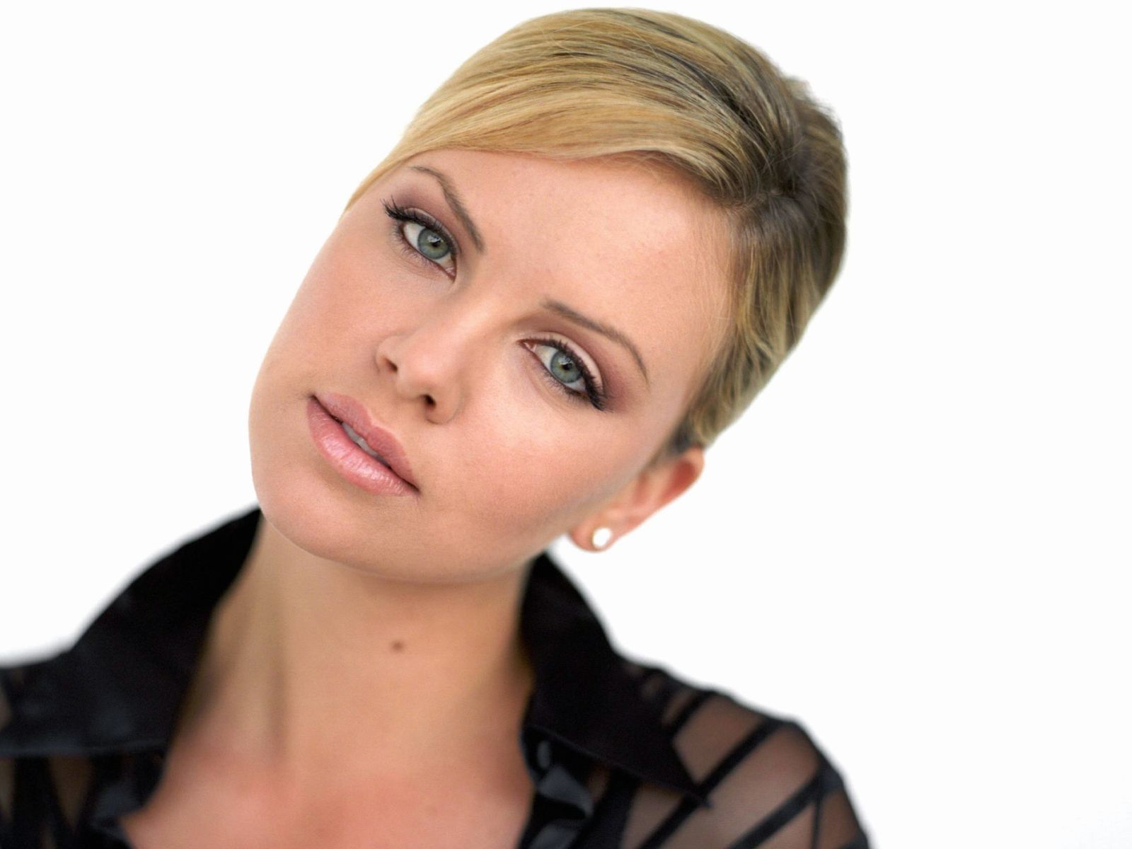 Charlize Theron wallpapers Wallpapers Inbox