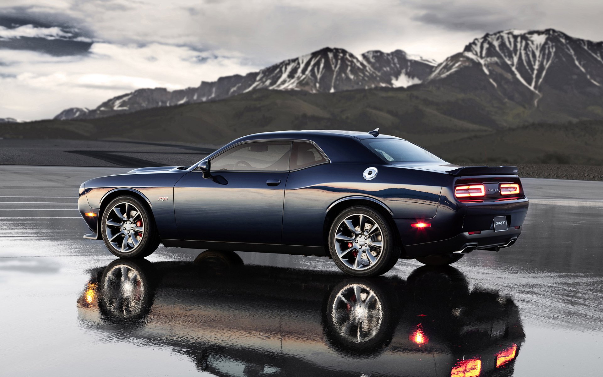 Challenger Srt8 Wallpaper