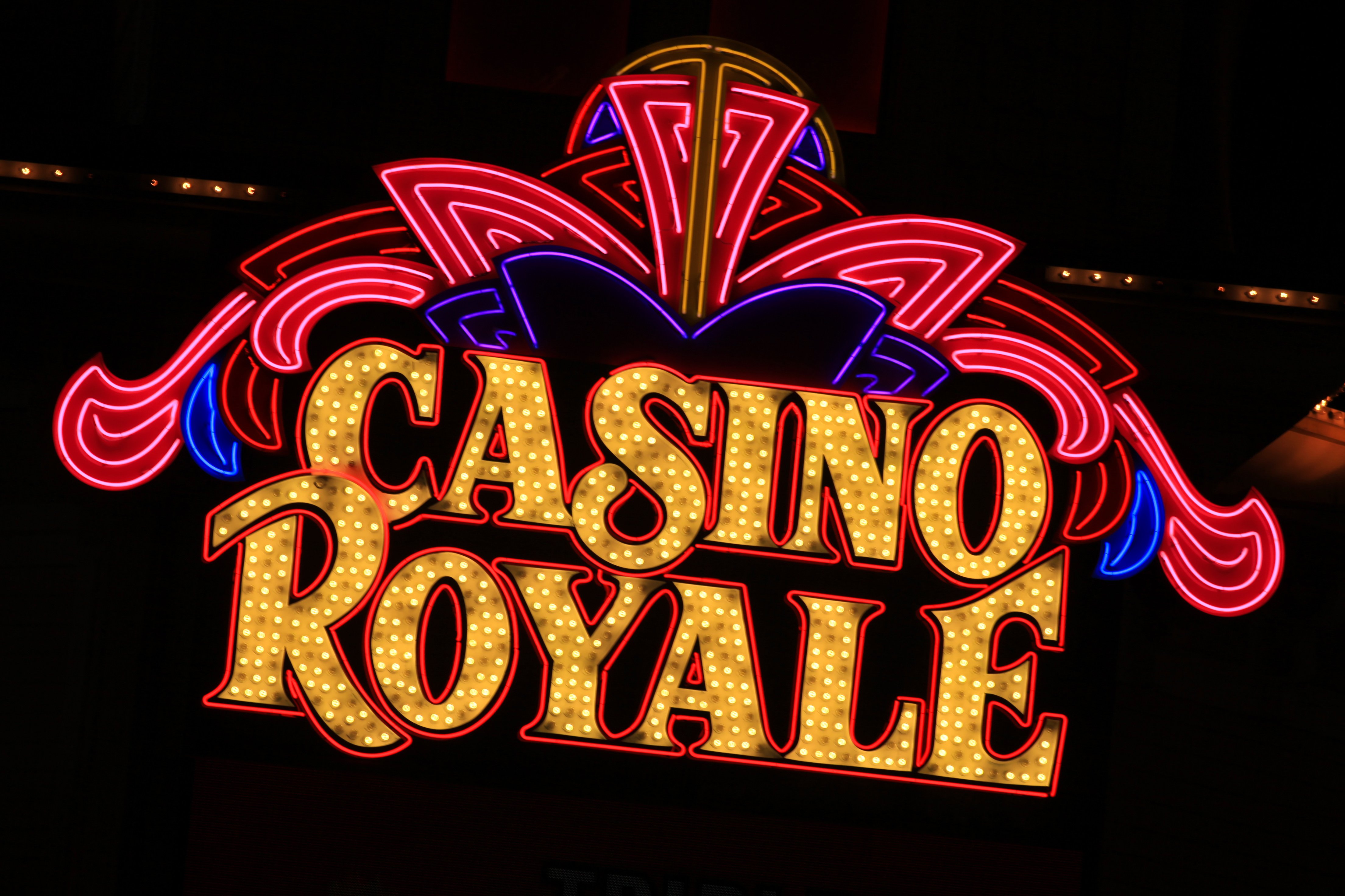 Casino Royale Bond Action Adventure Thriller Sign