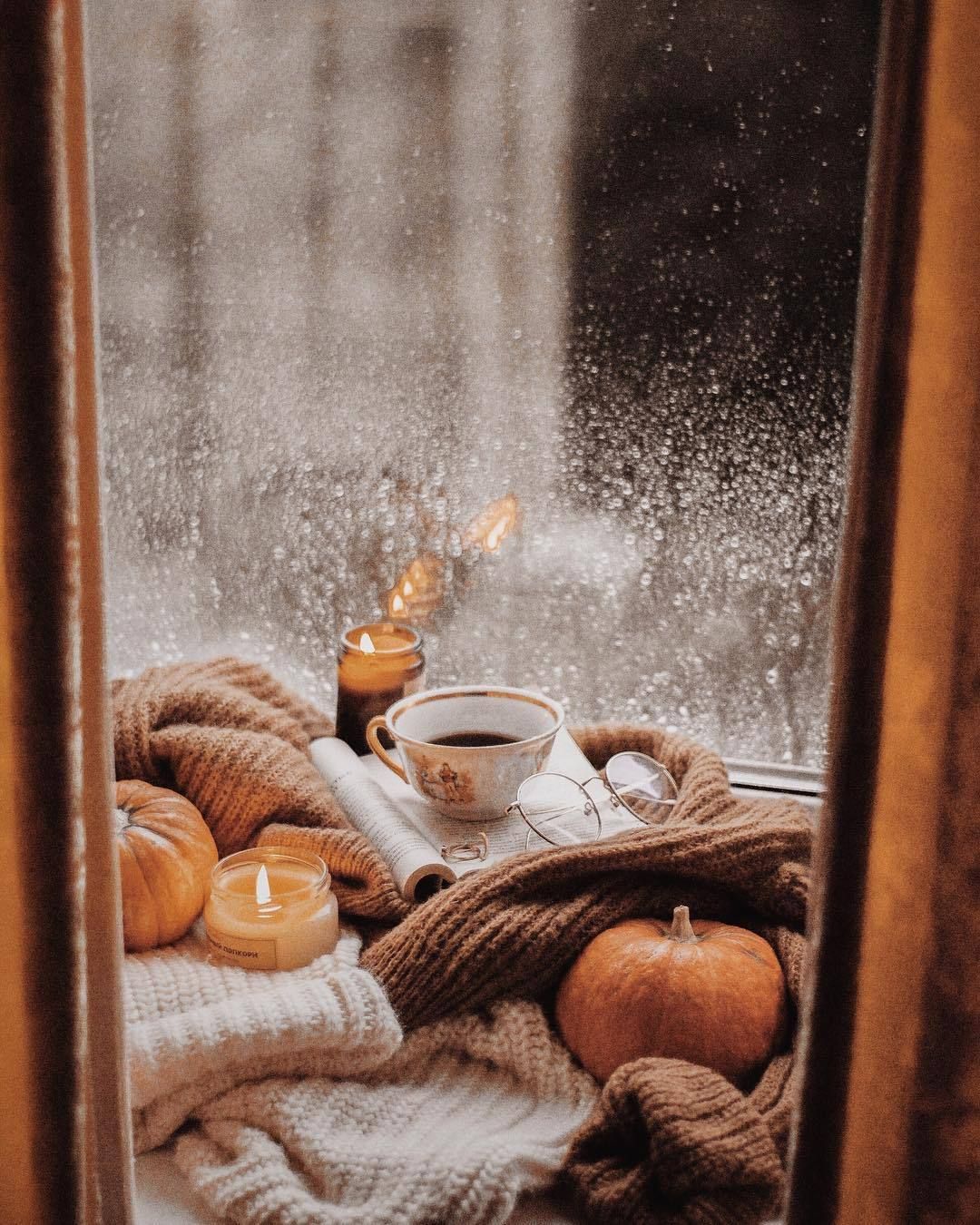 Wallpaper Fall Vibes Cozy Bedroom