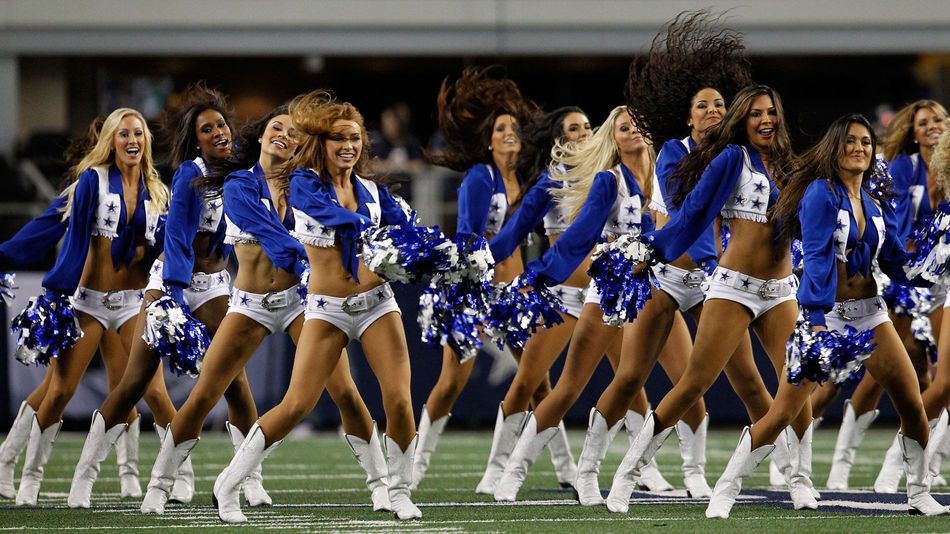 How Hooked A College Kid Up With Dallas Cowboys Cheerleader