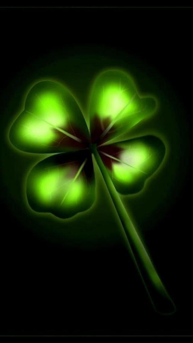 Four Leaf Clover Cool iPhone Wallpaper
