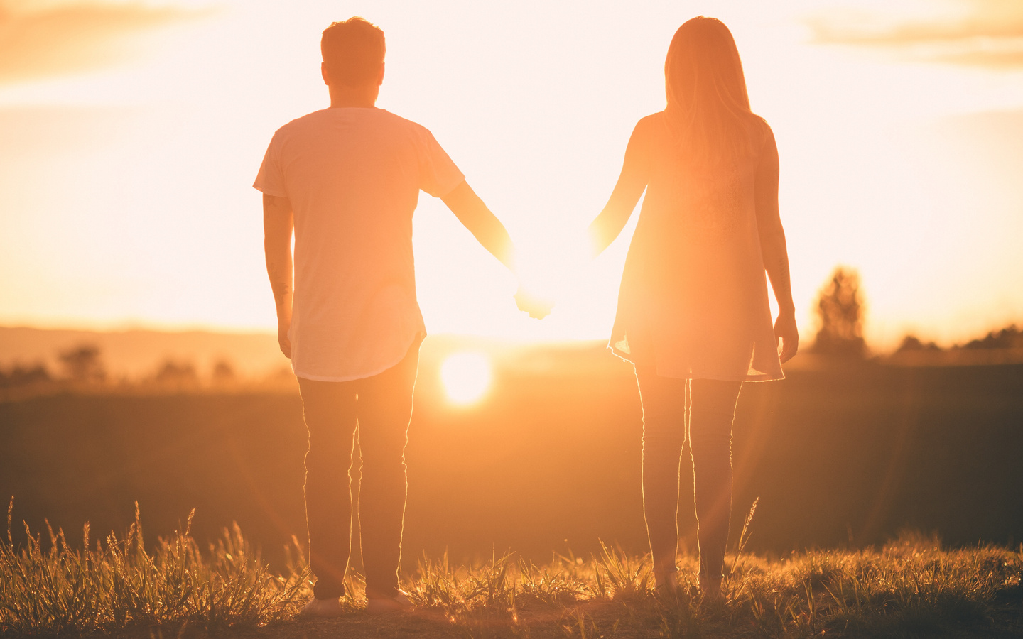 Men And Women Holding Hands Wallpaper Resolution HD
