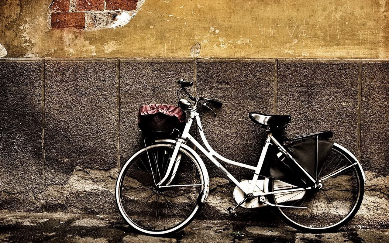  nostalgic memory bicycles aesthetic photography wallpaper 2 Wallpapers