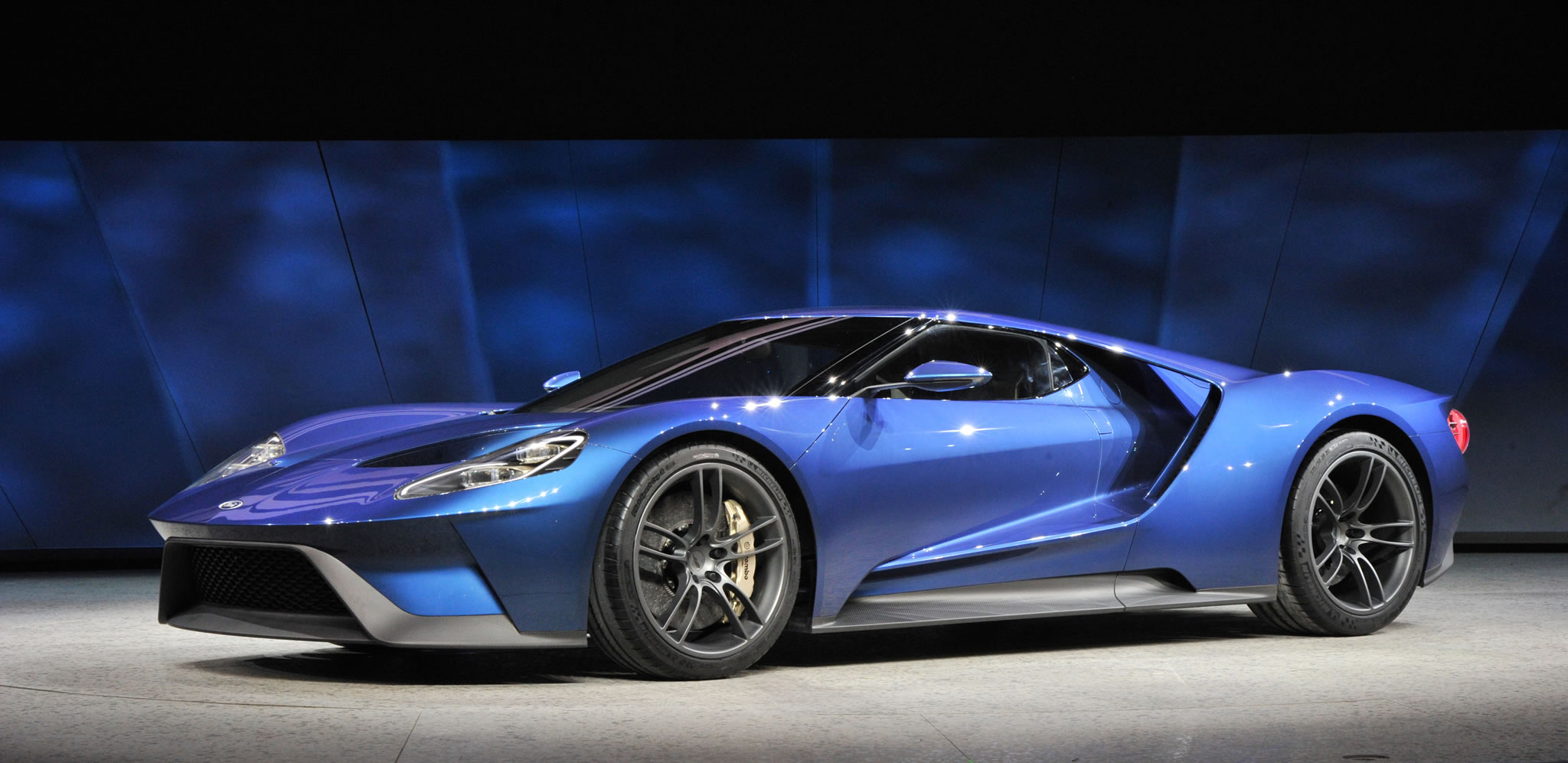 Ford Gt At Naias Front Photo Blue Oval Supercar Size