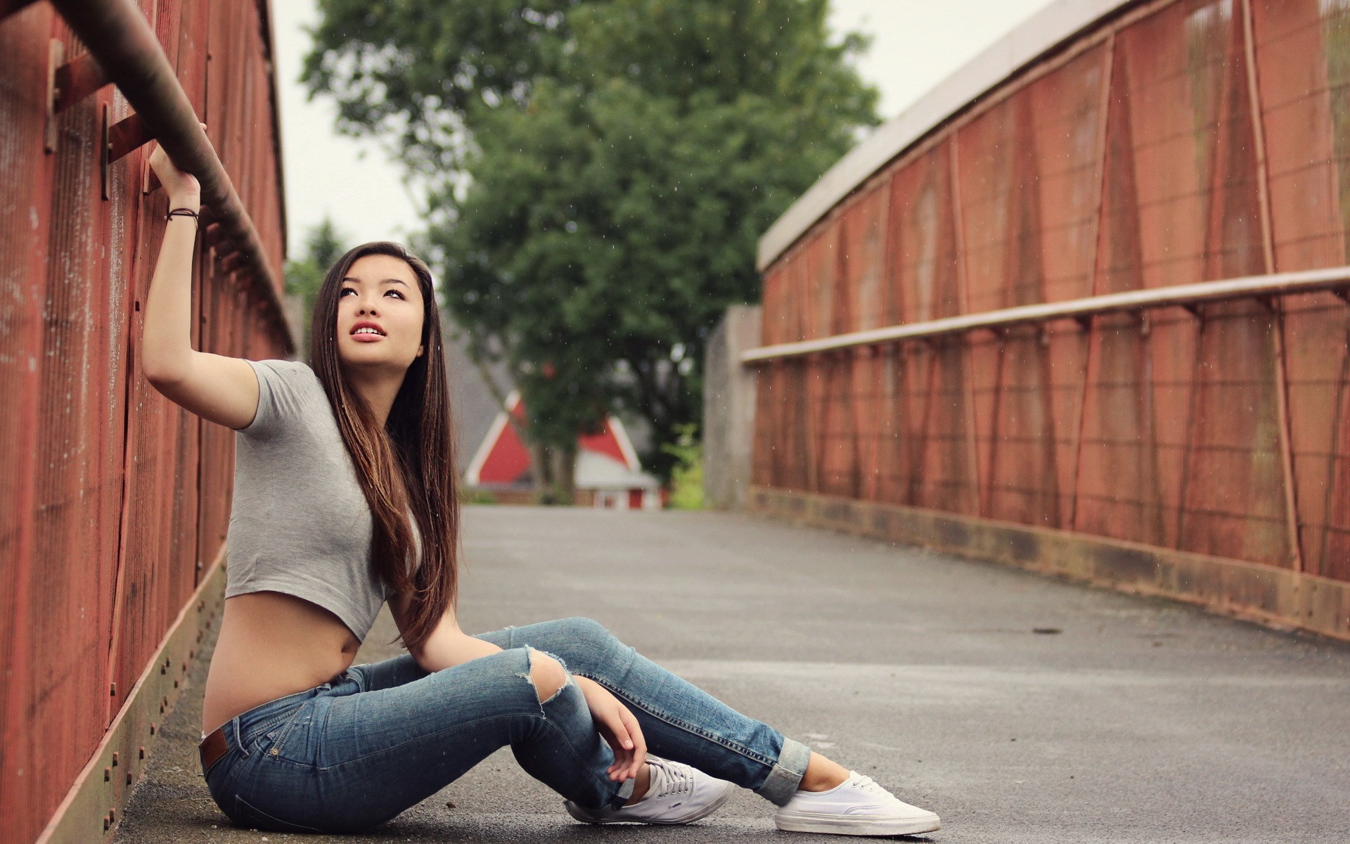 Sweet Girl Image Wallpaper