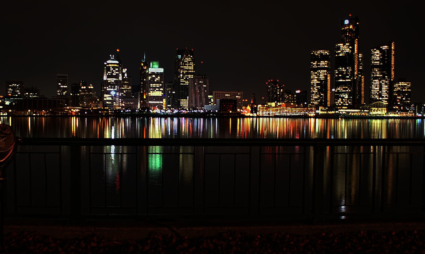 Detroit Skyline Desktop Wallpaper