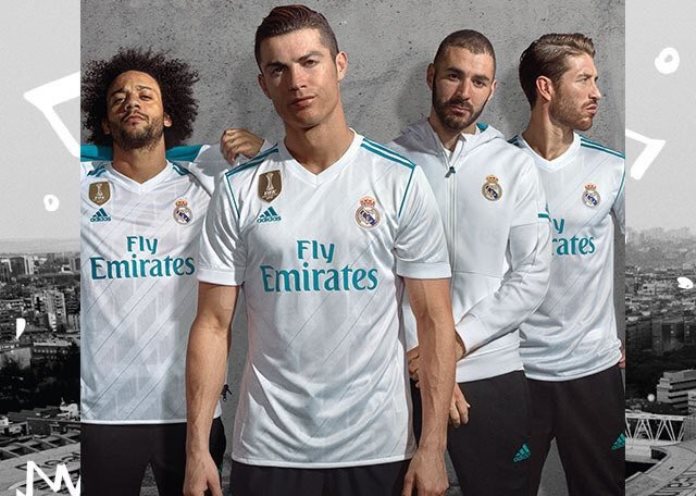 Ronaldo Models Real Madrid S New Kit
