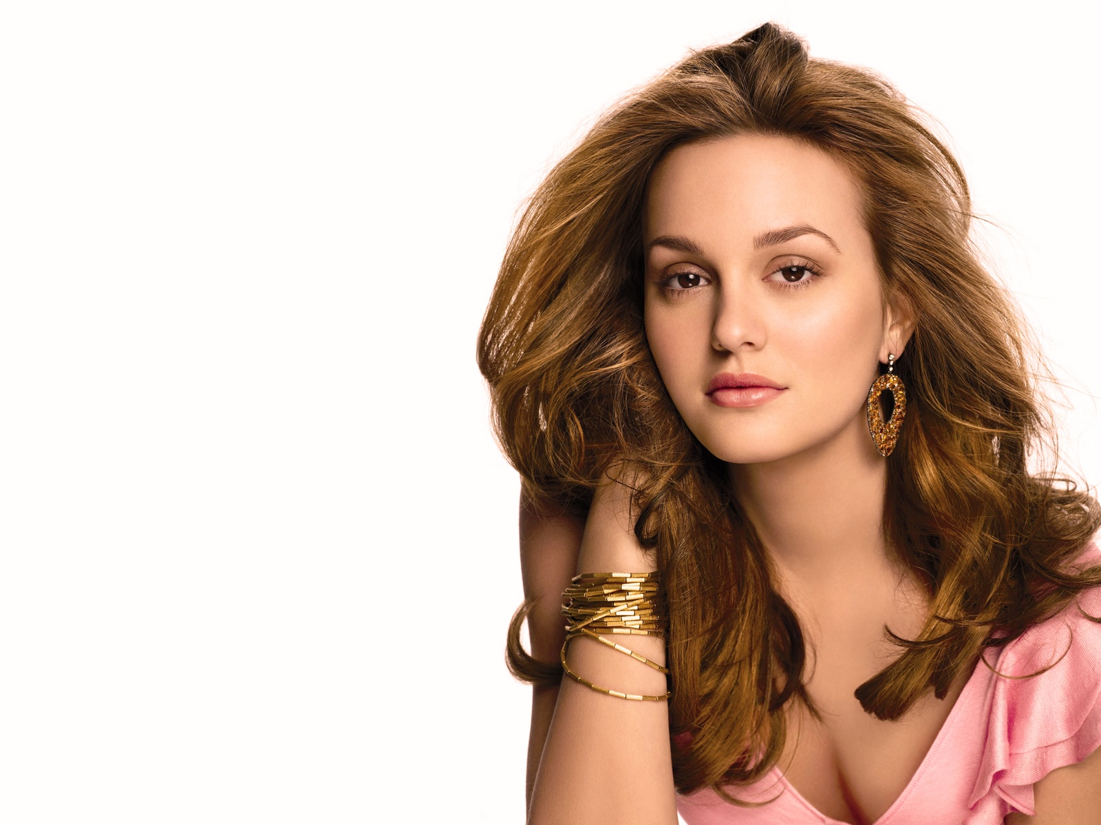 Leighton Meester American Actress All For