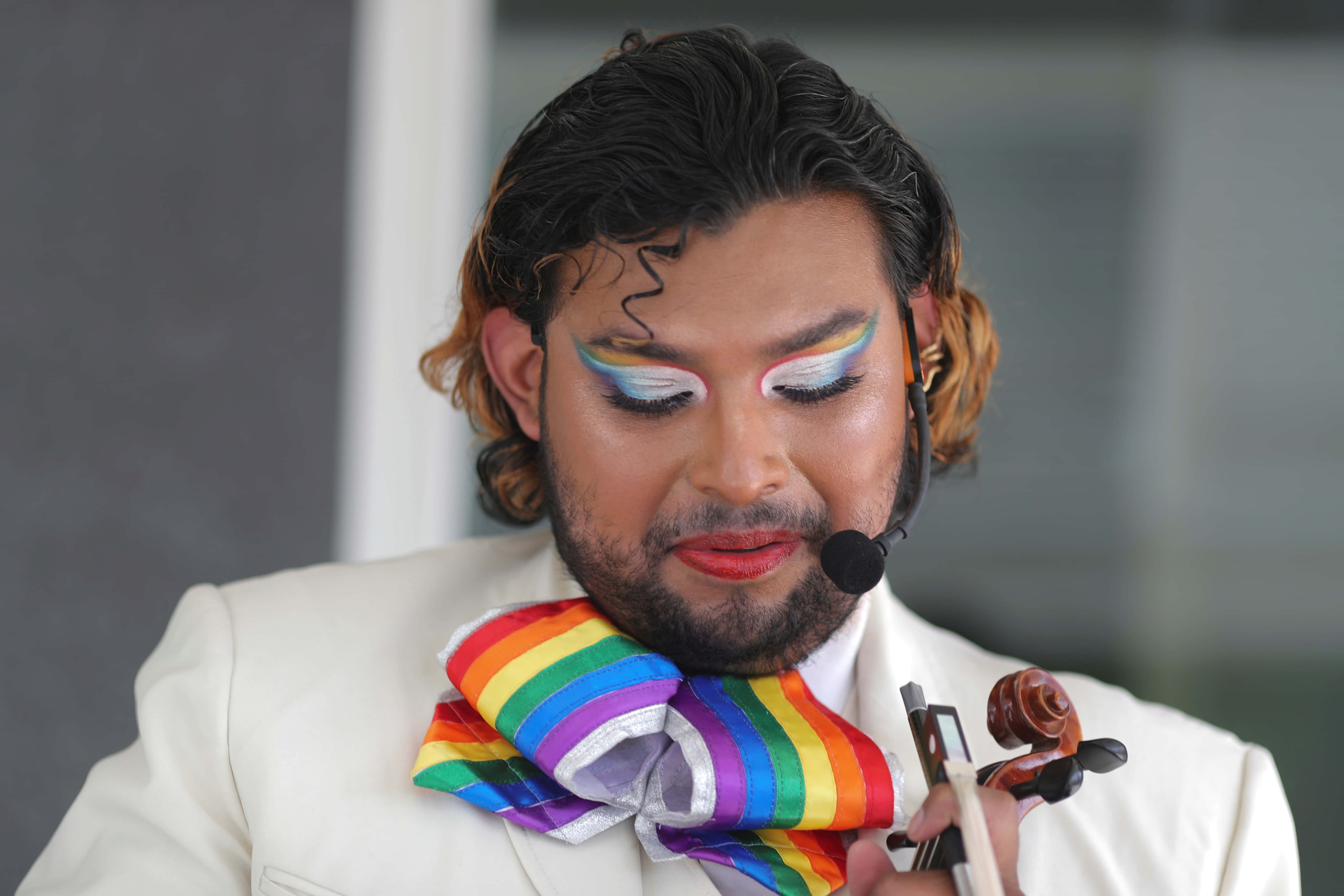 Glamourous Gay Latino Wallpaper