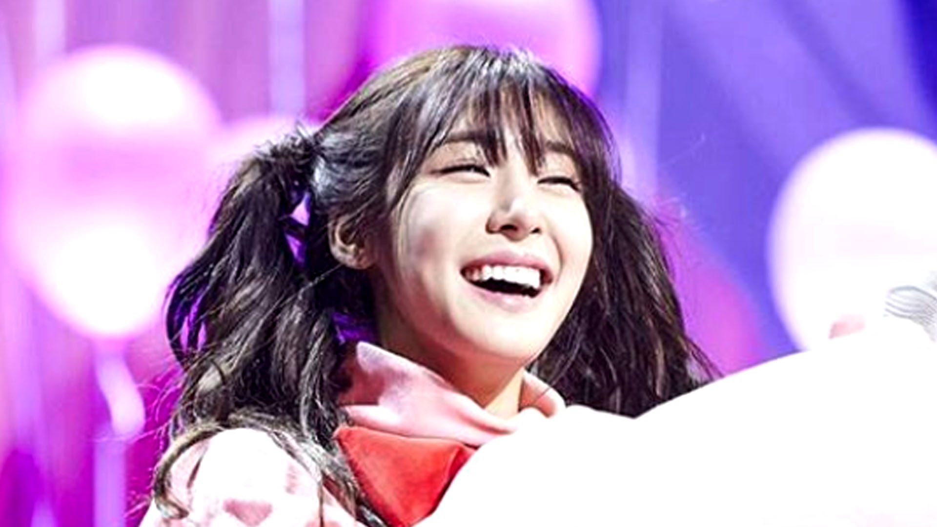 K Pop Idols With The Loveliest Eye Smiles That Will Surely