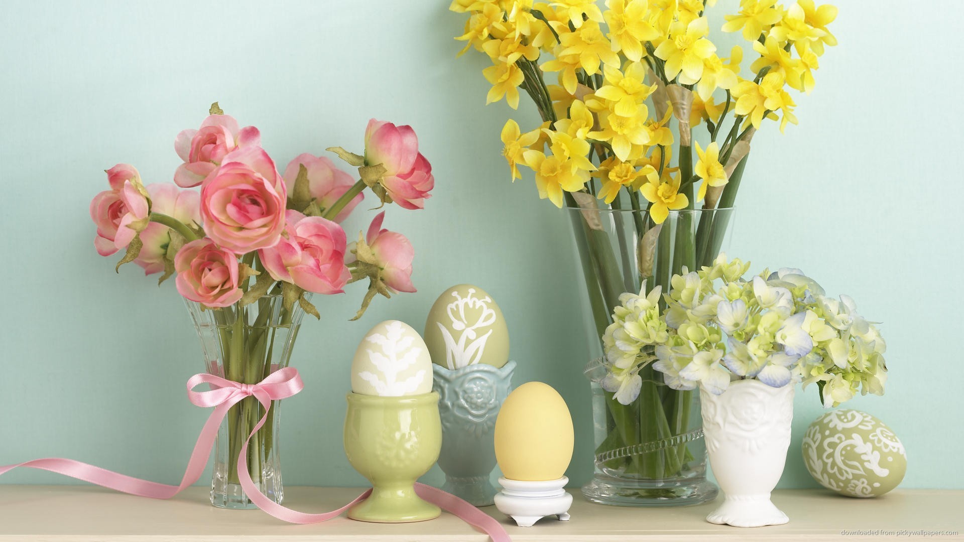 Easter Flowers Wallpaper