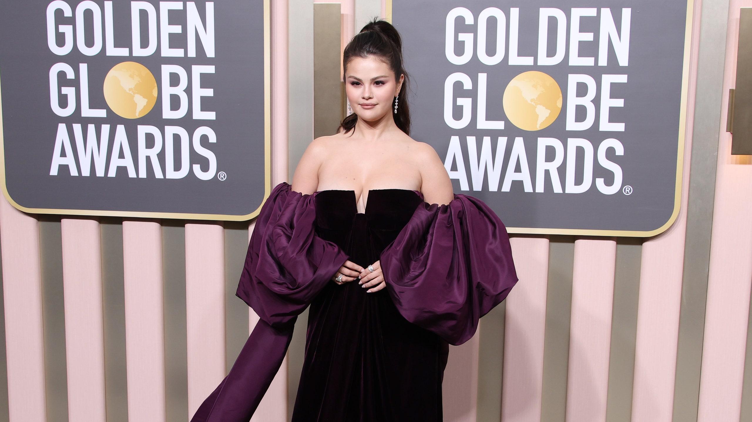 Selena Gomez S Glam Nails At The Golden Globes Were Works
