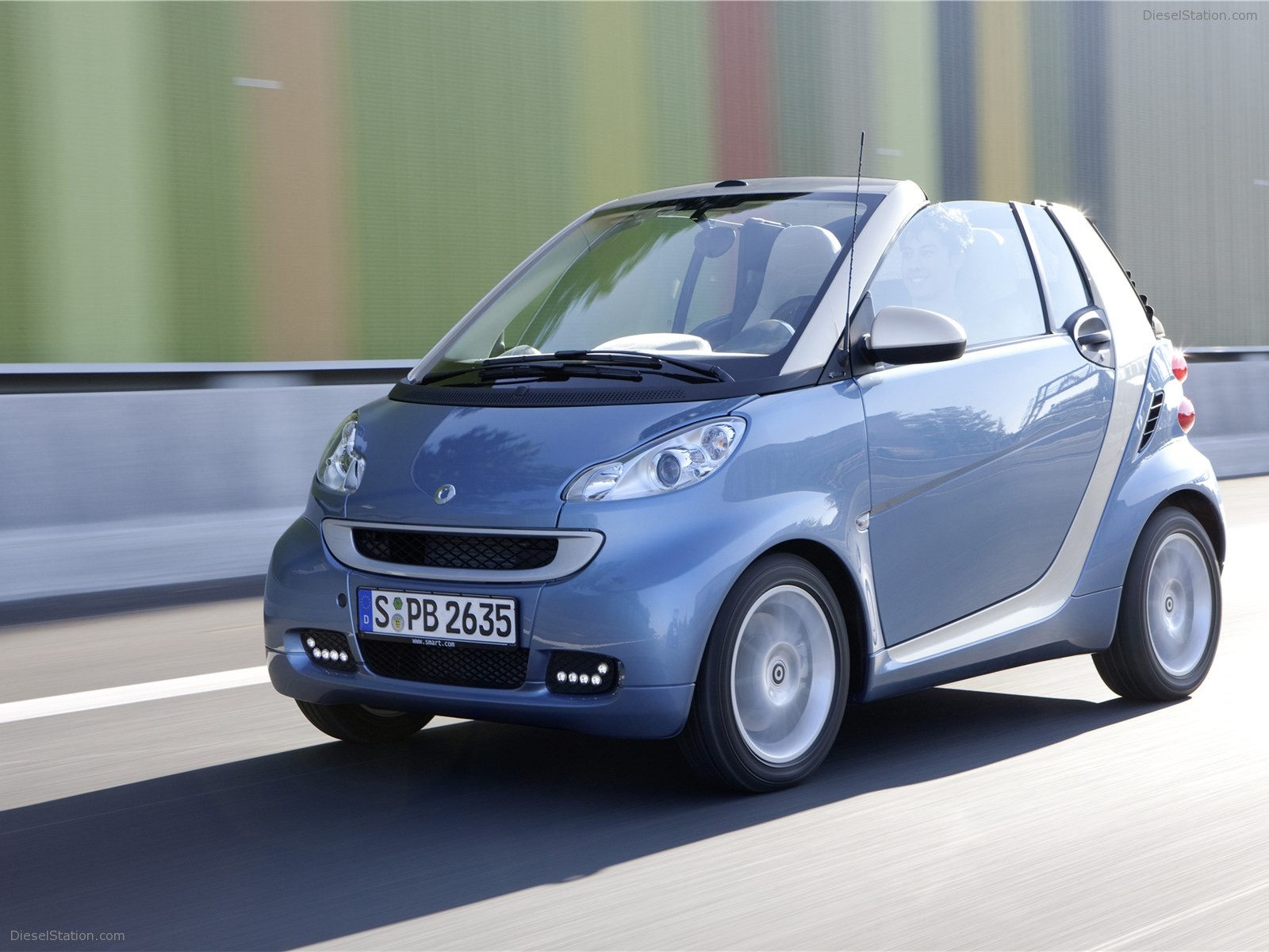 Smart Fortwo Exotic Car Wallpaper Of Diesel Station