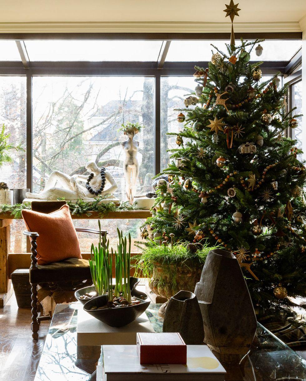 Ways To Decorate A Small Space For The Holidays