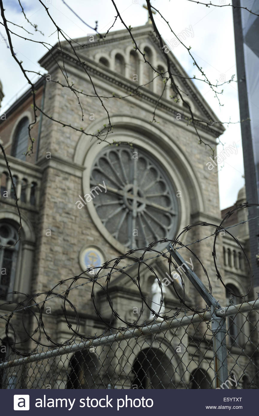 Razor Wire Atop Fence The Shrine Church Of Saint Anthony Padua