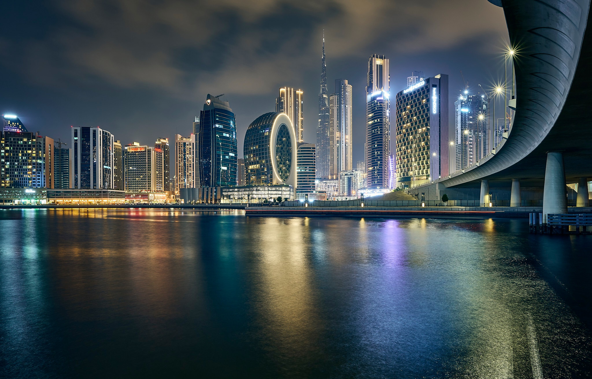 Man Made Dubai HD Wallpaper