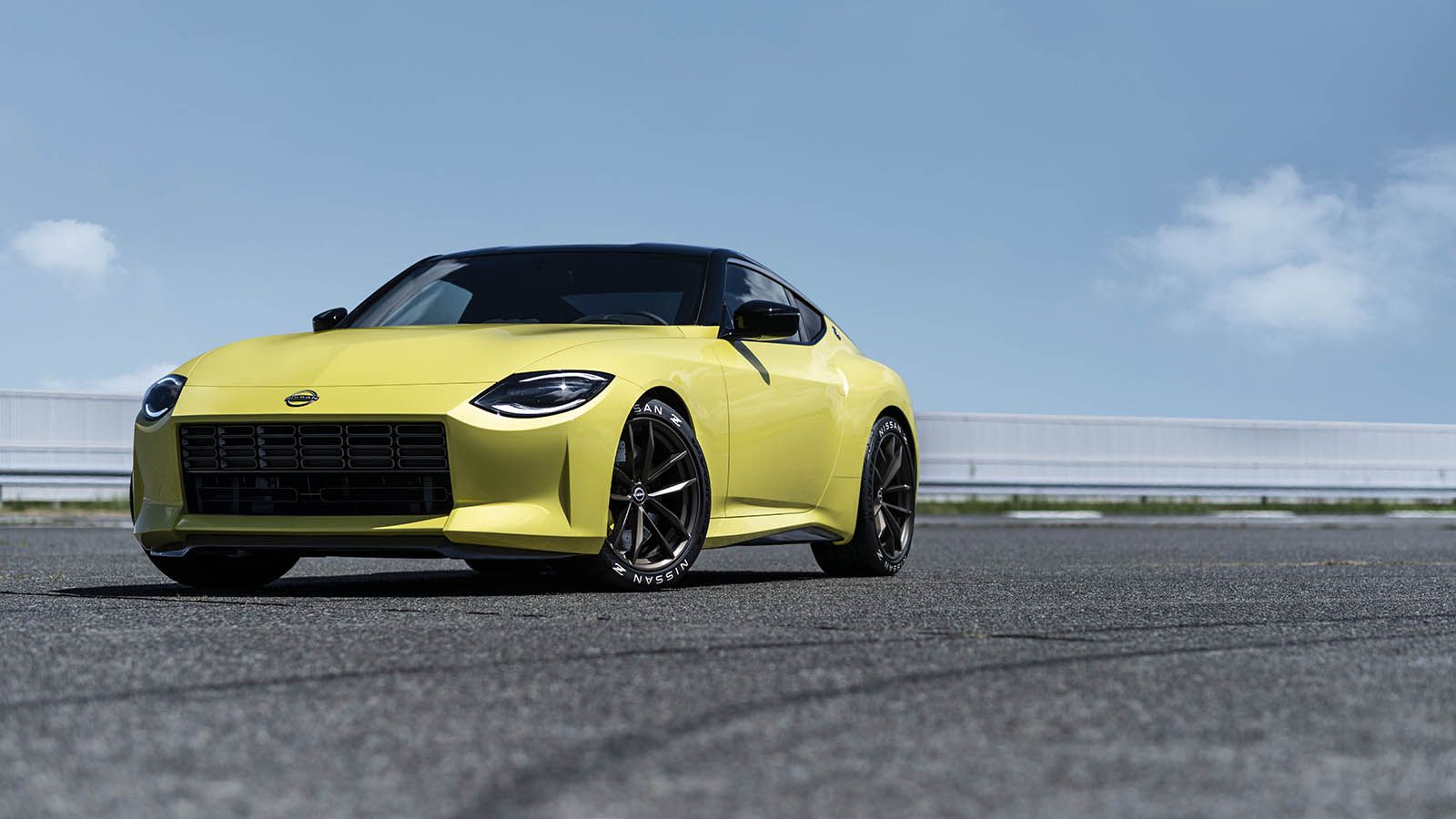The Nissan 400z Will Debut This August