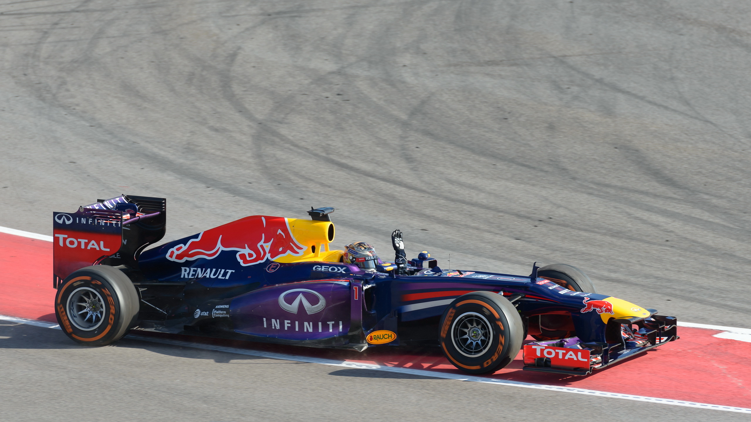 Sebastian Vettel Wallpaper F1 Red Bull Renault