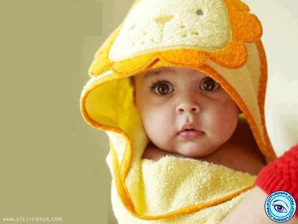 View Small Cute Baby Picture Wallpaper in 1024x768 Resolution