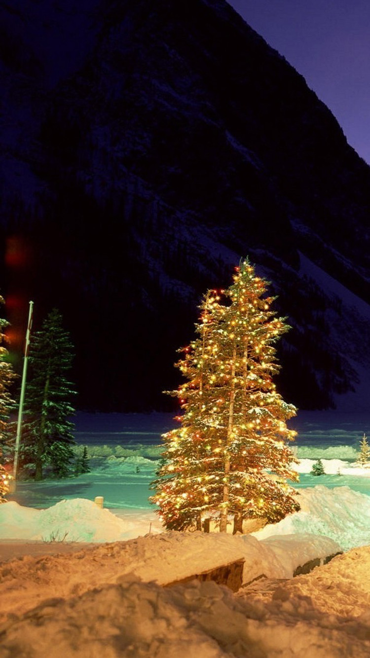 Brilliant Golden Christmas Tree iPhone Wallpaper HD