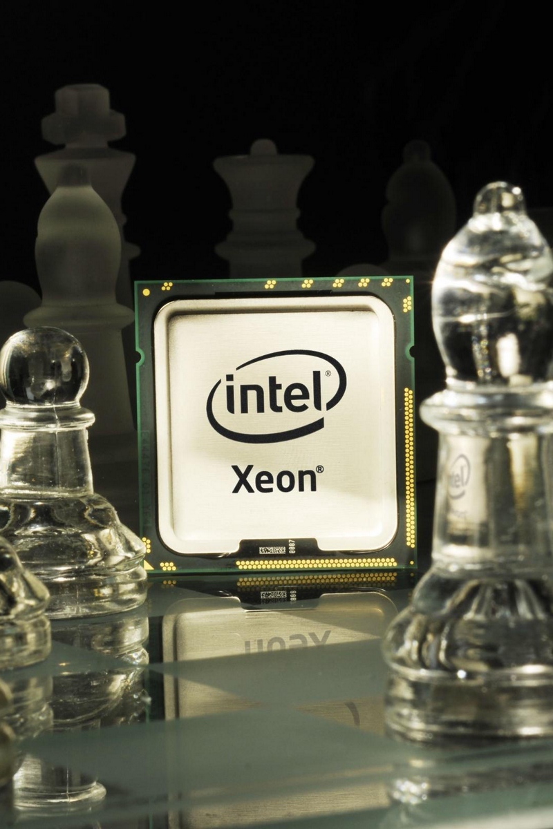Wallpaper Intel Xeon Processor Chess iPhone