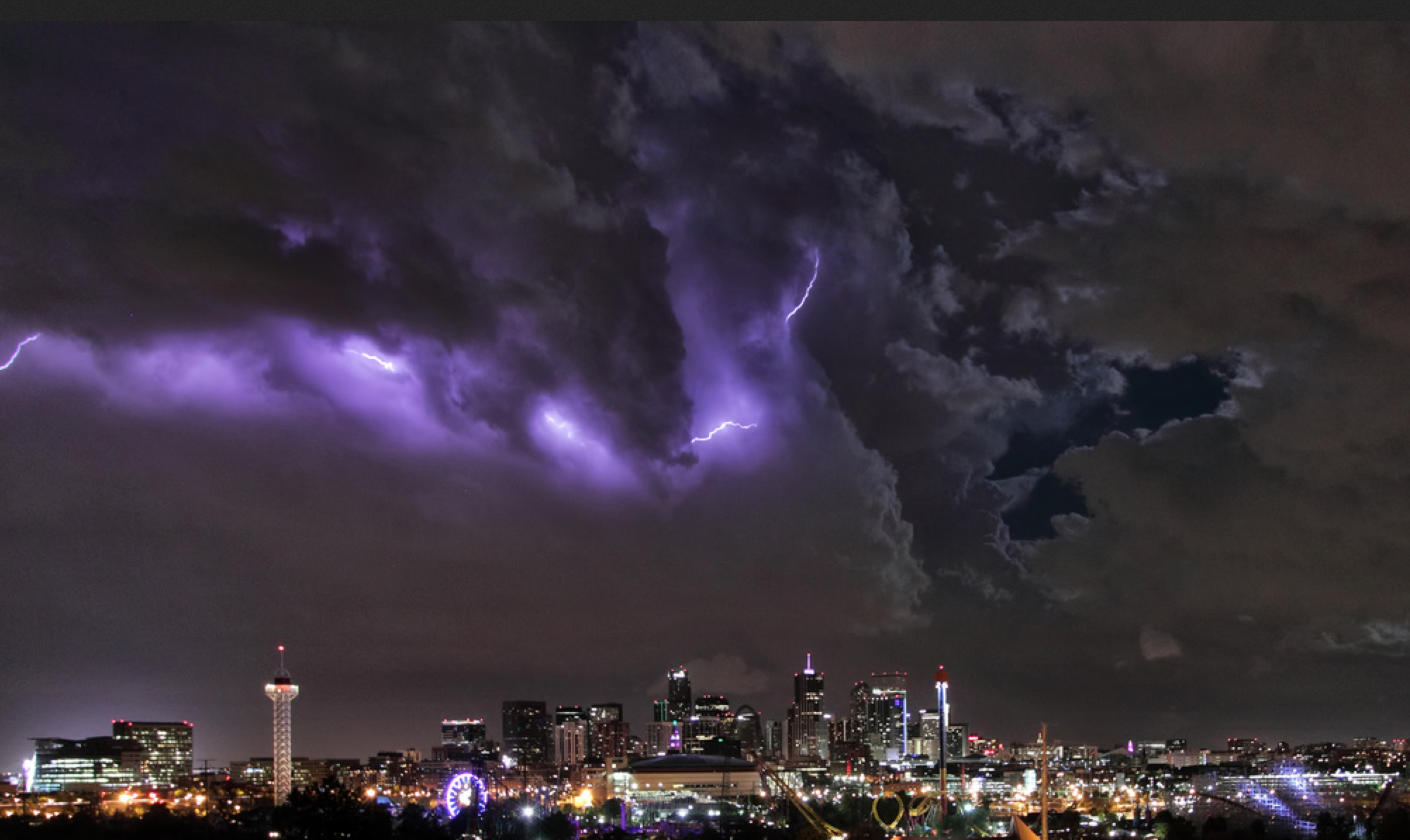 City Thunder And Lightning Storms