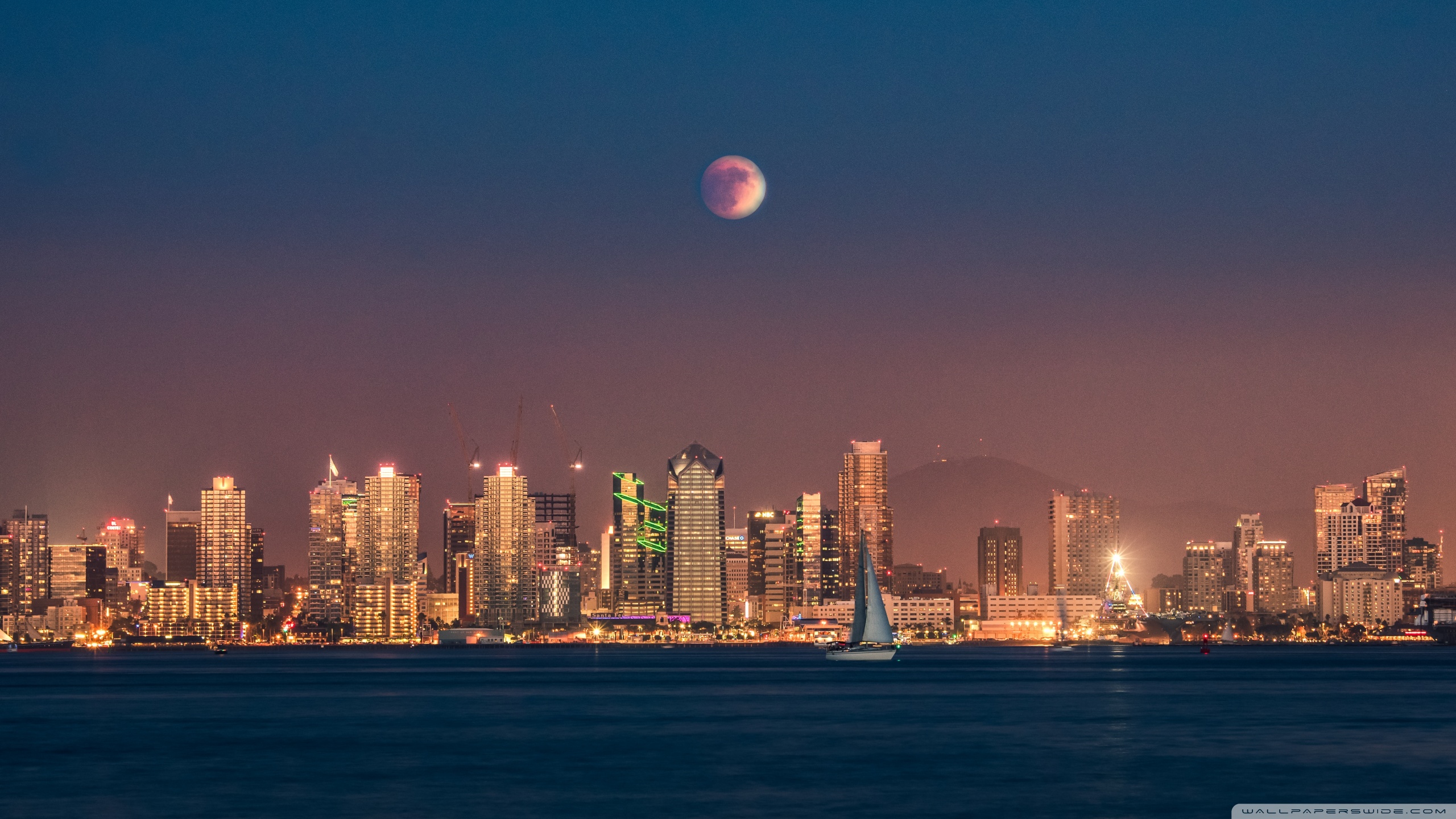 Supermoon Eclipse Over San Diego 4k HD Desktop Wallpaper For