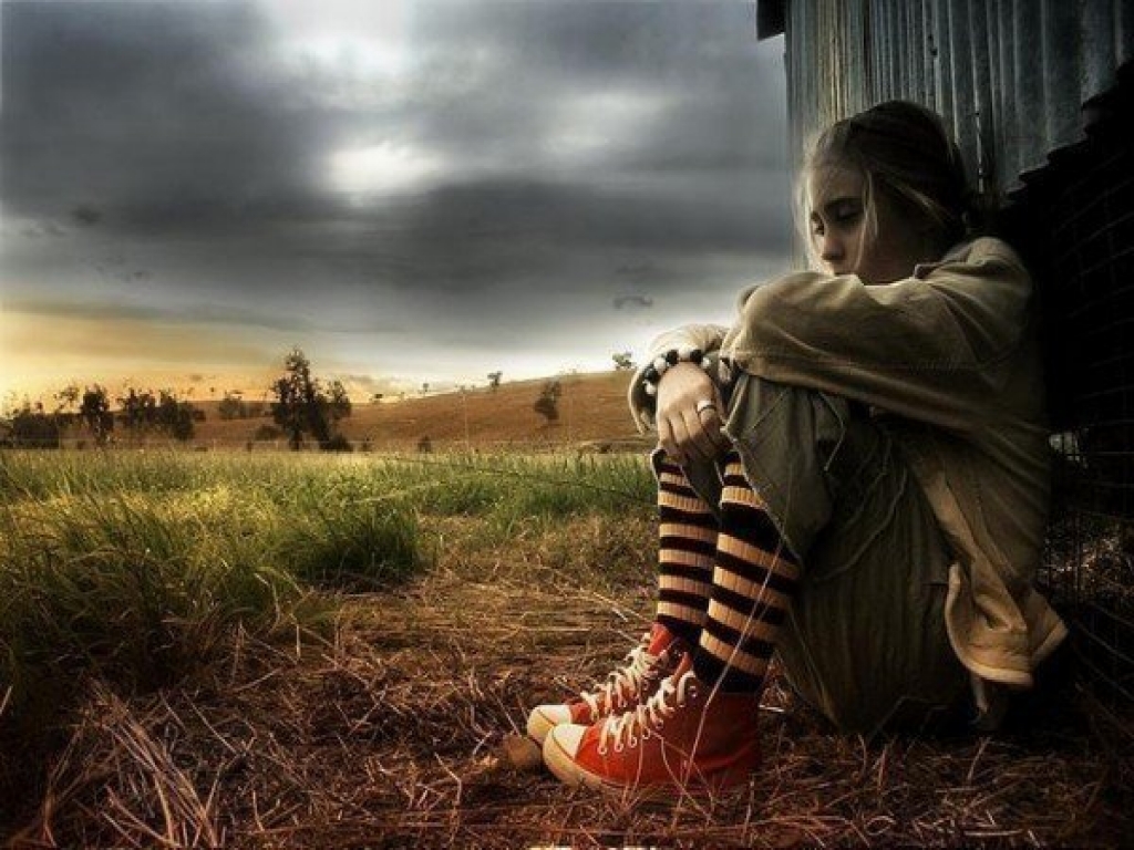 Sad Girl Wallpaper Picture
