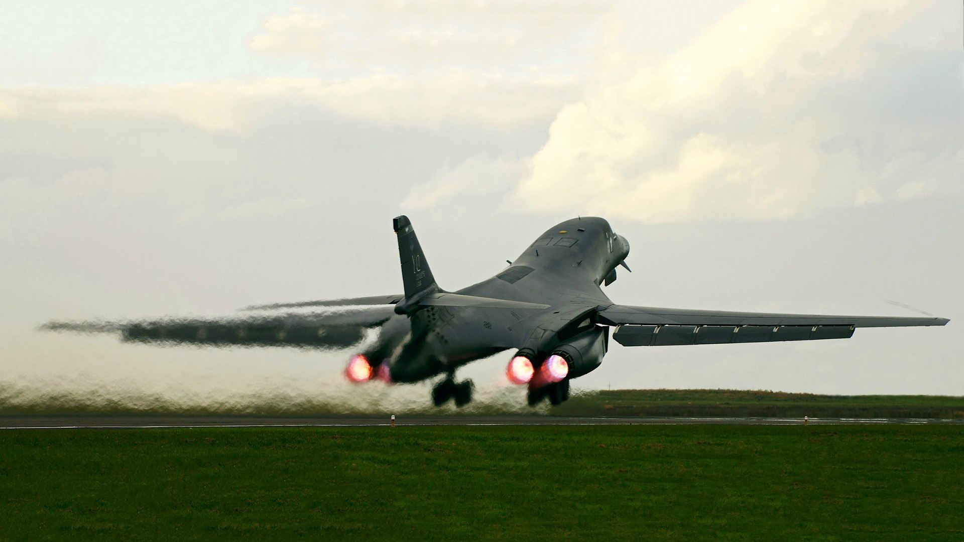 Bomber B 1b Lancer Wallpaper And Image Pictures