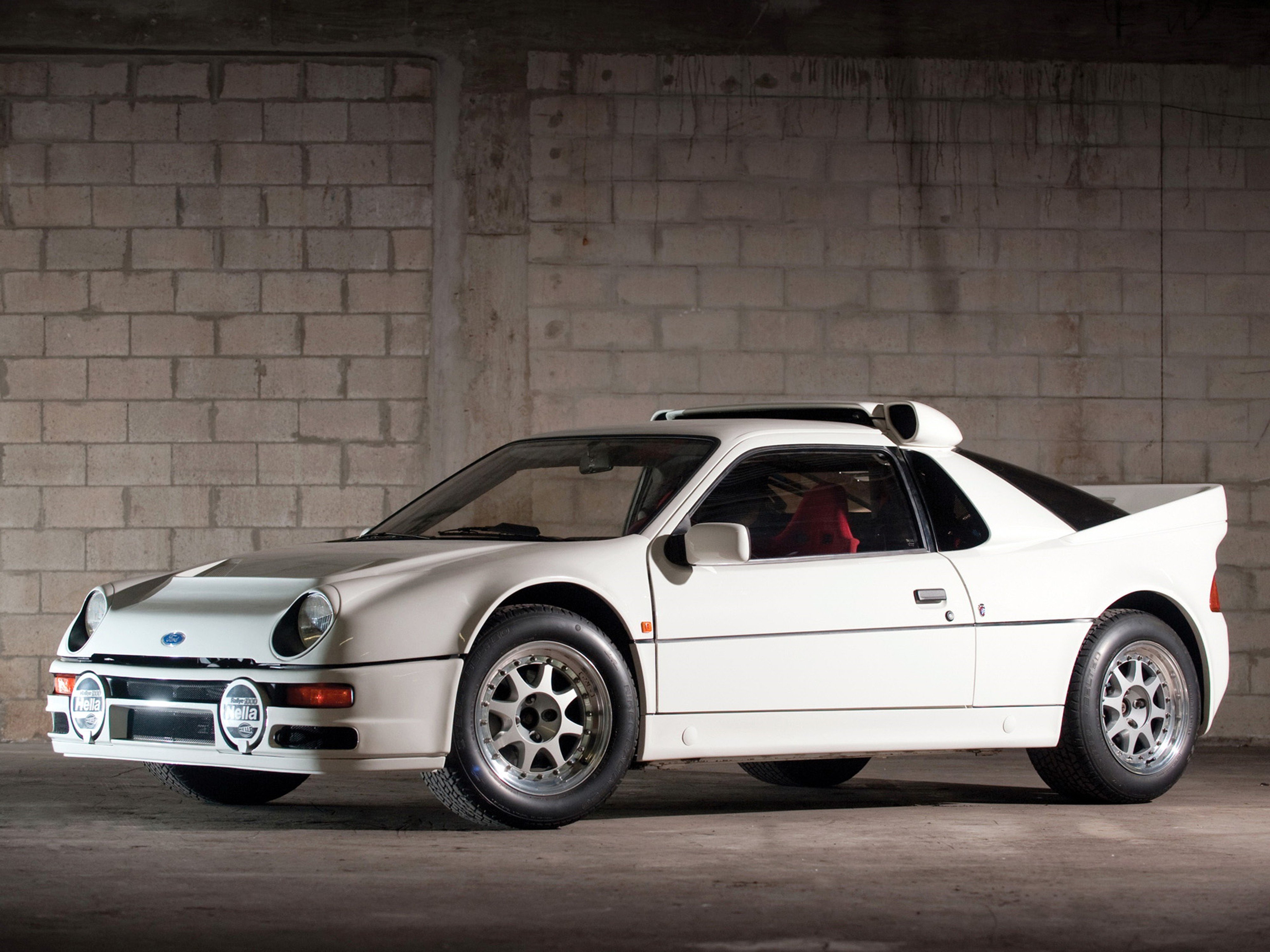 Image Gallery Ford Rs200