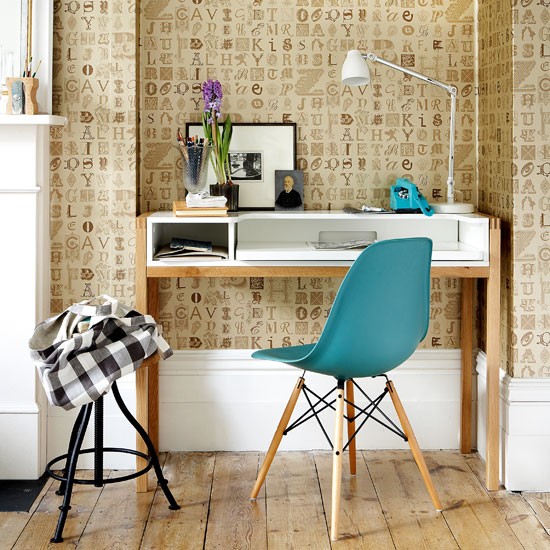 Lettered Wallpaper Home Office Idea