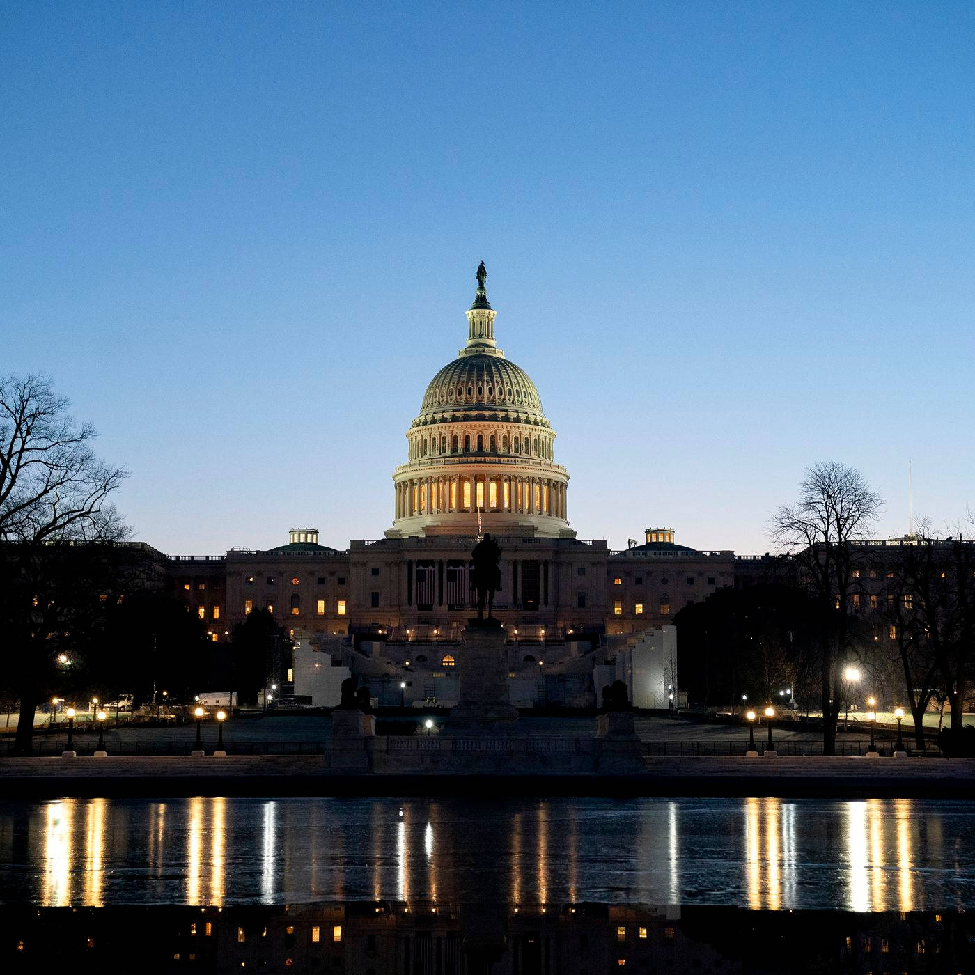 Capitol Hill During Night Wallpaper