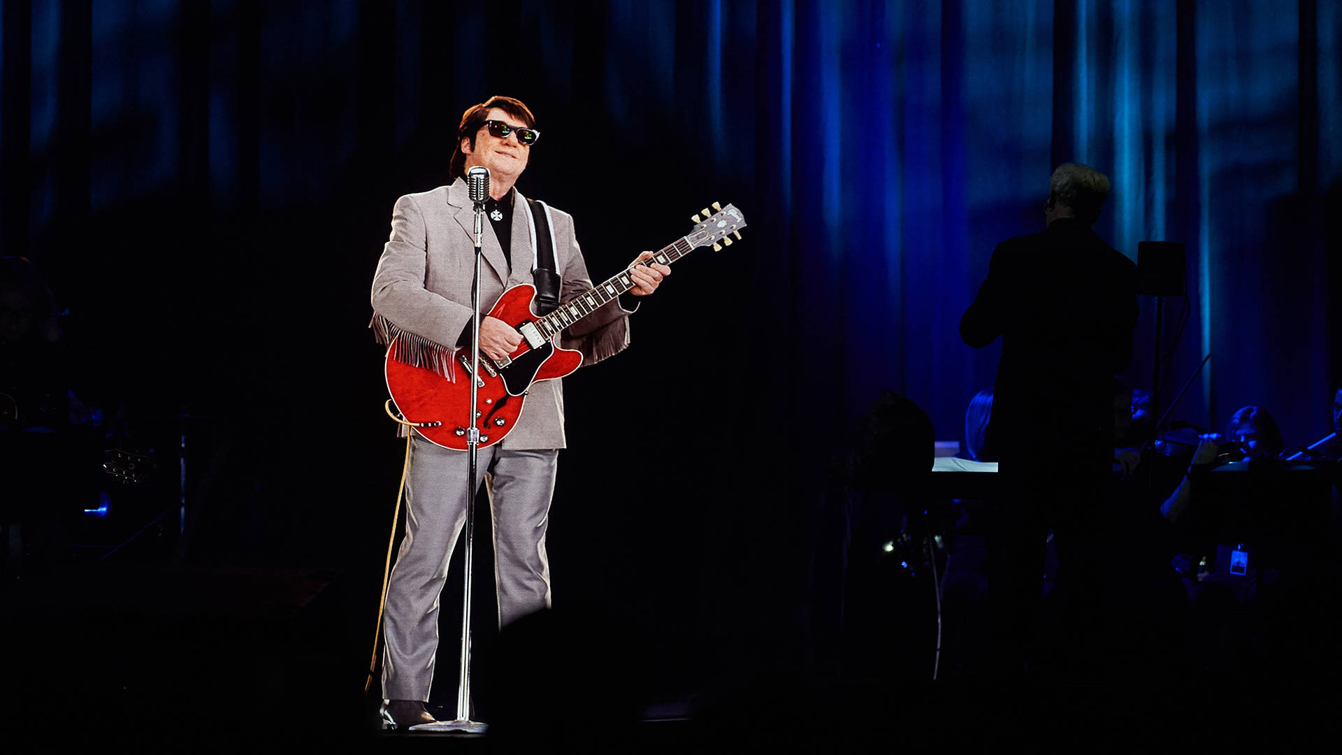 In Dreams A Roy Orbison Hologram Es To The Fox Theater Kqed Arts