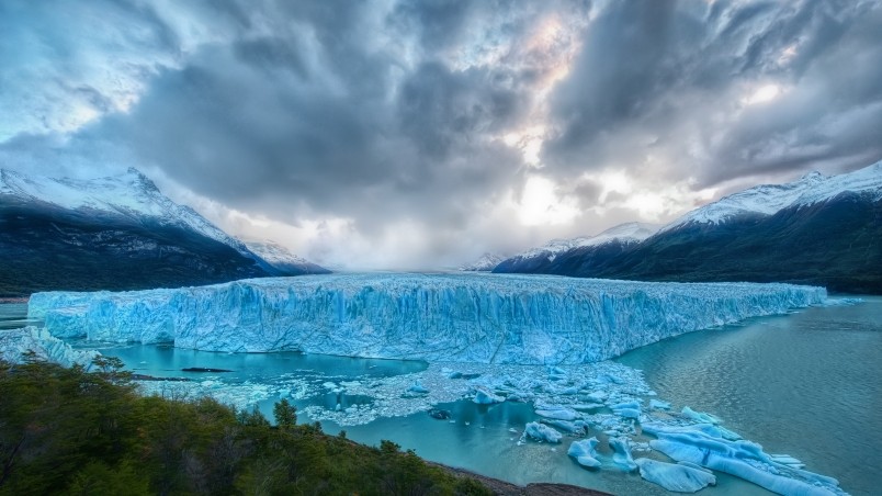 Huge Glaciar HD Wallpaper Wallpaperfx