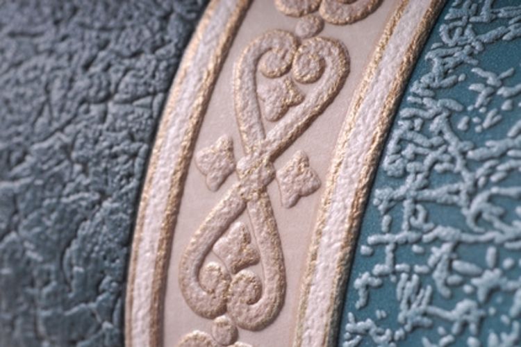 Free download How to Hang a Prepasted Wallpaper Border thumbnail Apply