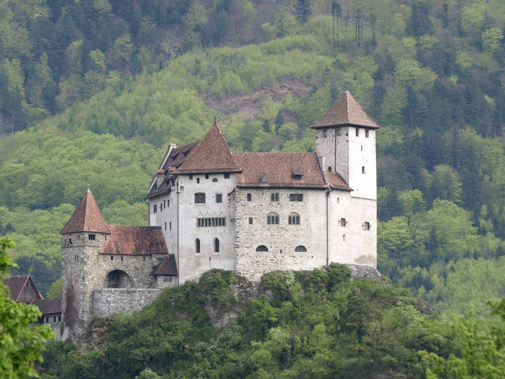 Liechtenstein Burg Gutenberg Details Bx09fznsofxq2cc4 Wallpaper