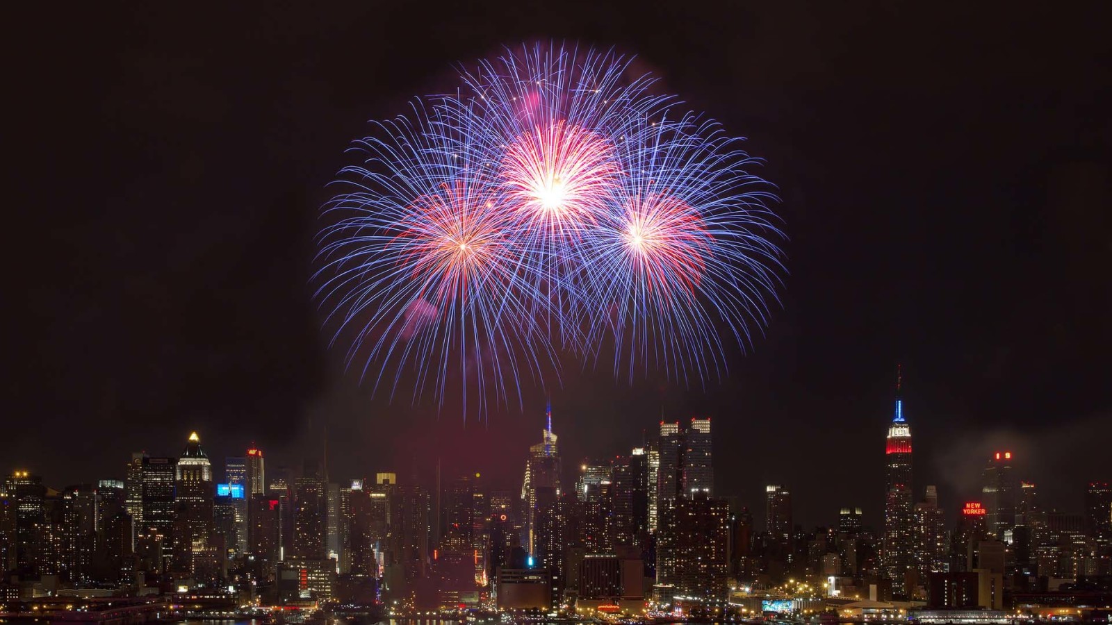 New Year Fireworks Wallpaper For Desktop