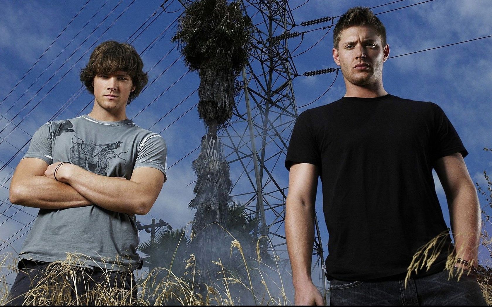 Download Sam and Dean Winchester Supernatural wallpaper
